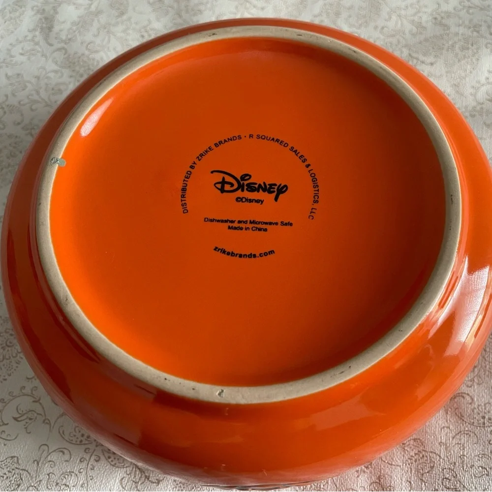 Disney mickey ceramic